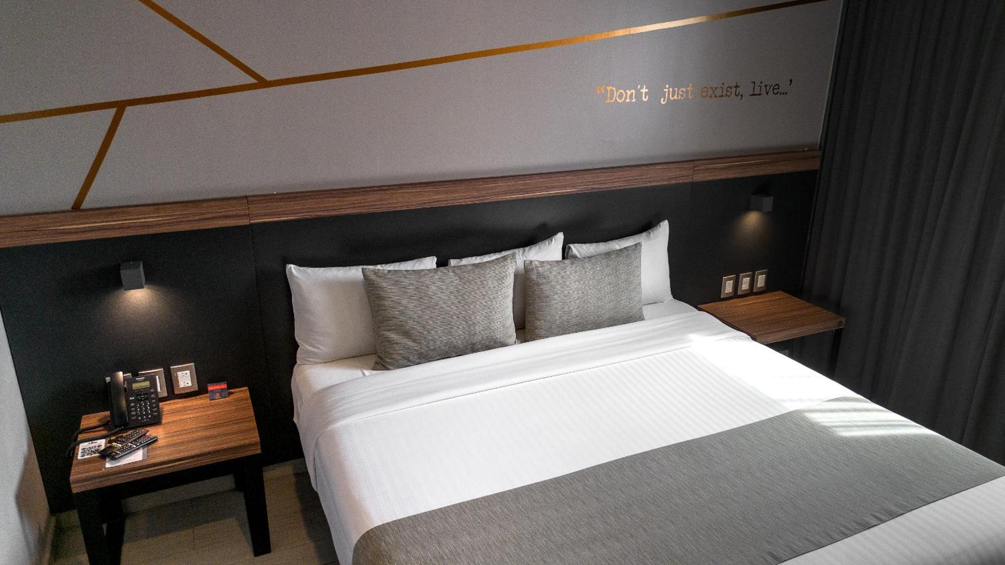 Bedford Hotel จูลิกา ภายนอก รูปภาพ
