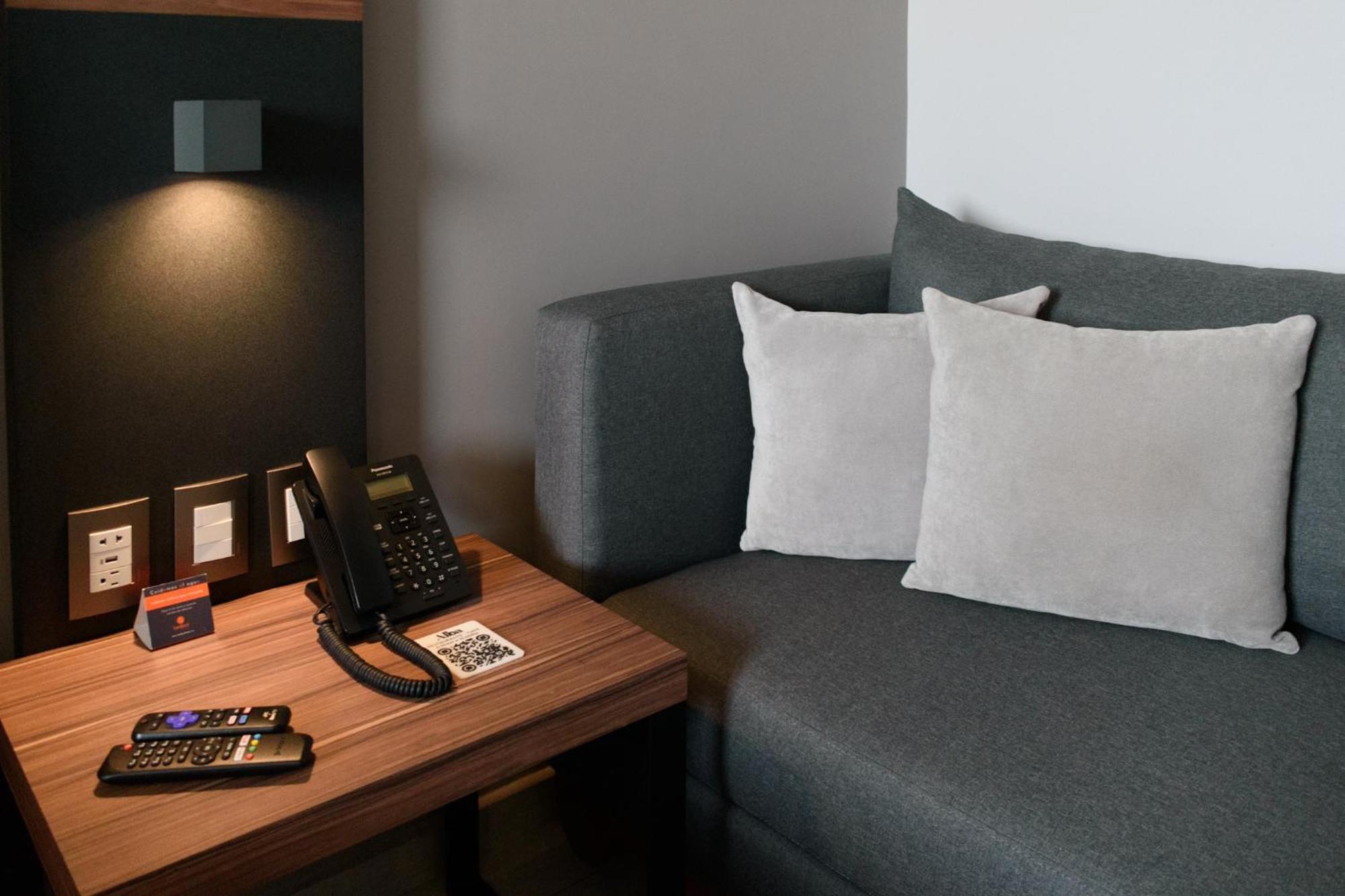 Bedford Hotel จูลิกา ภายนอก รูปภาพ